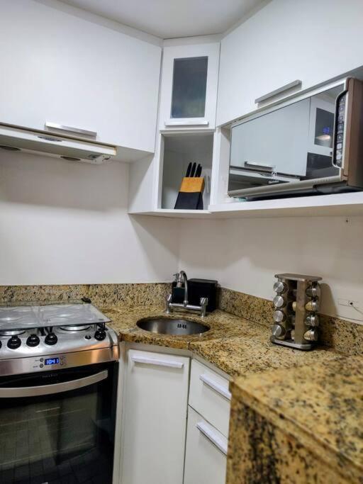 Apto Pe Na Areia Condominio Oceanside Camboinhas Niterói Eksteriør billede