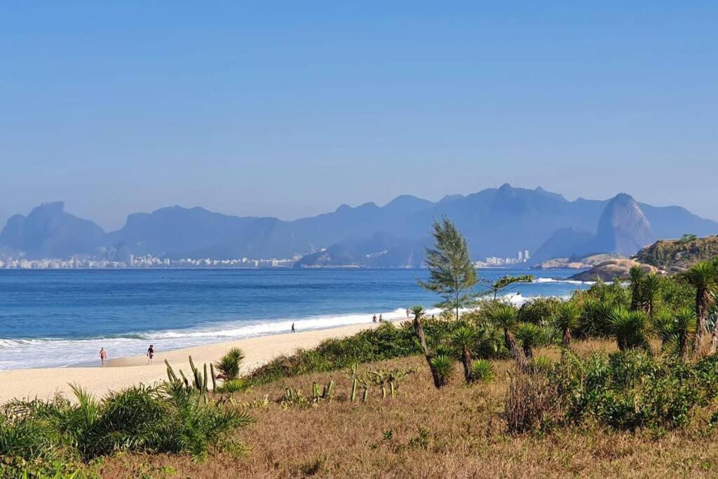 Apto Pe Na Areia Condominio Oceanside Camboinhas Niterói Eksteriør billede